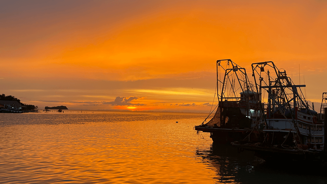 Лето время закатов в Тайланде Лето время закатов в Тайланде